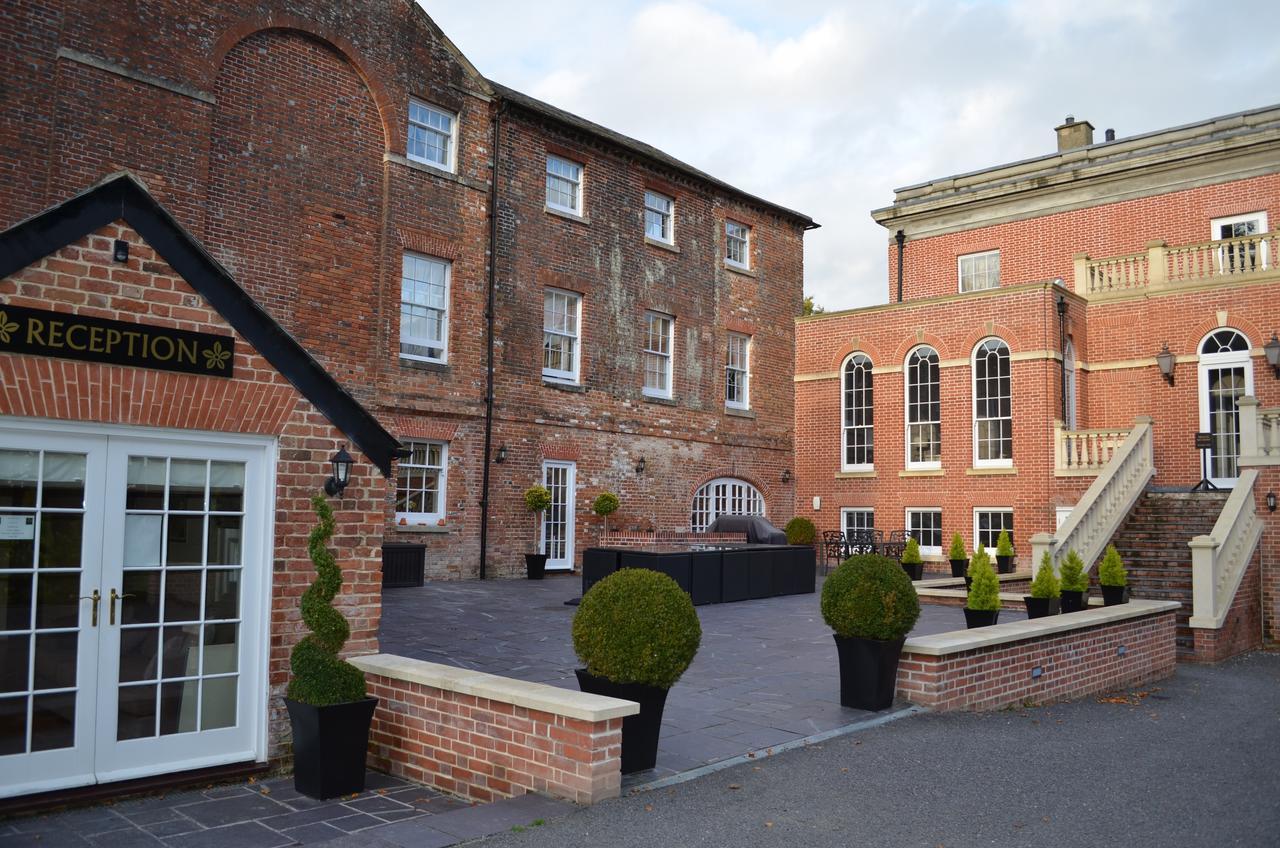 ホテルThe West Wing At Everleigh Manor エクステリア 写真